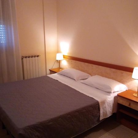 Hotel Rose&Crown Correggio Exterior foto
