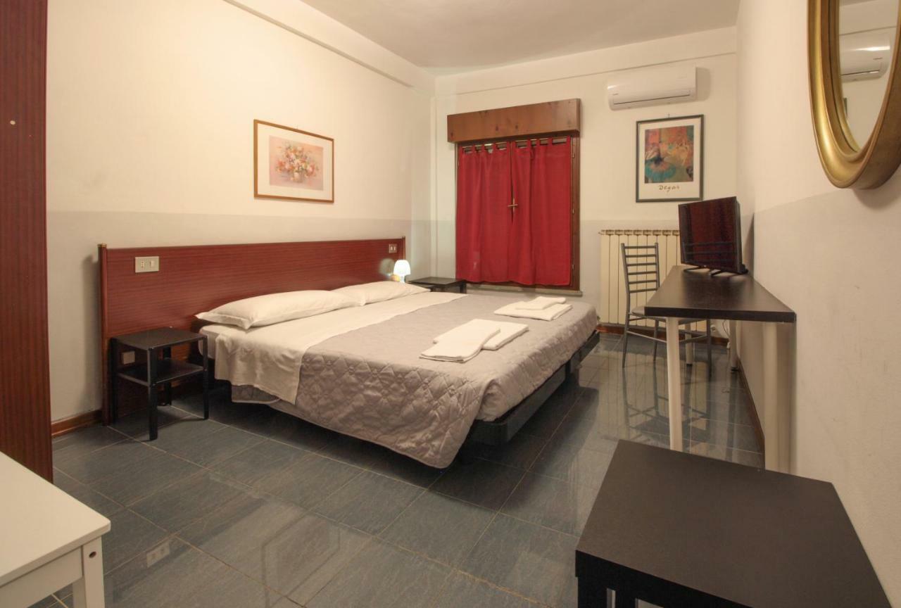 Hotel Rose&Crown Correggio Exterior foto